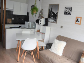 Charmant 2 pièces près des pistes avec balcon et piscine chauffée - FR-1-464-9 Pralognan-La-Vanoise